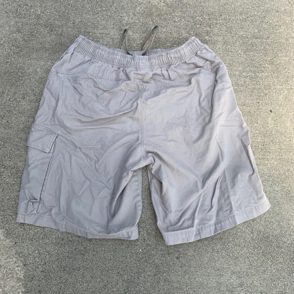 VTG Y2K‎ Nike men's beige cargo shorts Eligible 4 Items Bundle for $60 - Picture 4 of 4